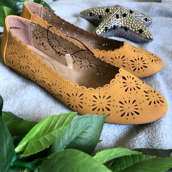 whitemt Shoes - 3/$30 WhiteMT Mustard Ballet Flats (NWOT)